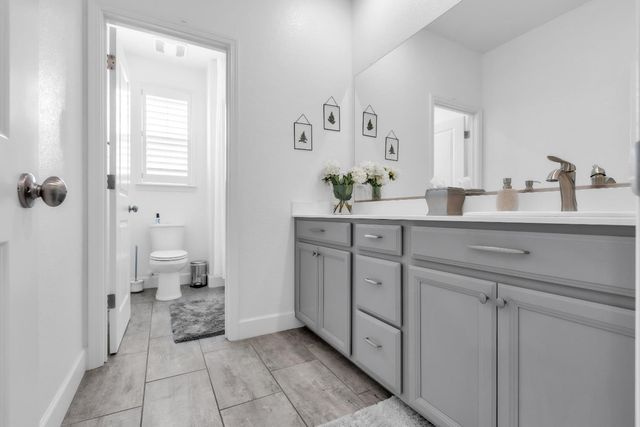 1653 Lion, Rocklin, CA 95765