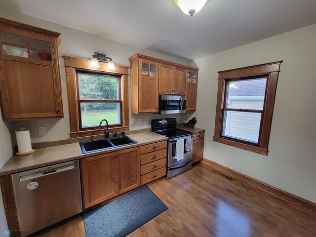 551 Wall Avenue, Horace, ND 58047