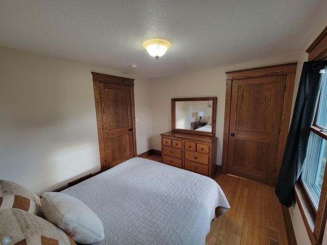 551 Wall Avenue, Horace, ND 58047