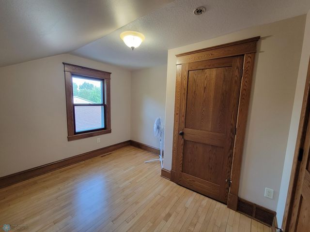 551 Wall Avenue, Horace, ND 58047