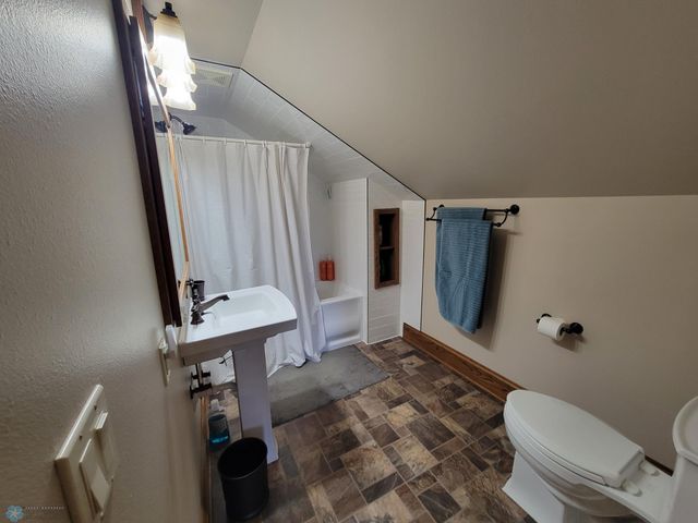551 Wall Avenue, Horace, ND 58047