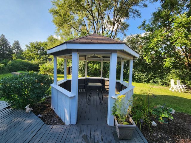 2412 DURNESS Court, Crest Hill, IL 60403