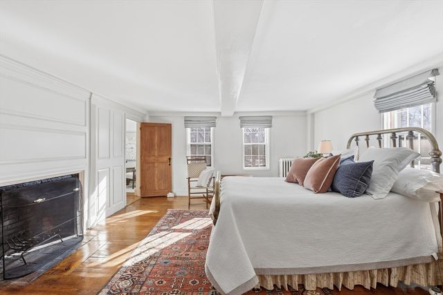 105 Lexington Rd, Concord, MA 01742