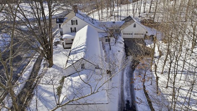 105 Lexington Rd, Concord, MA 01742