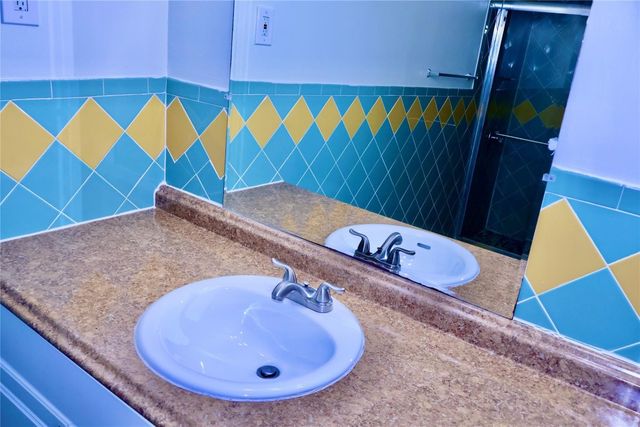 1351 NE 191st Street E217, Miami, FL 33179