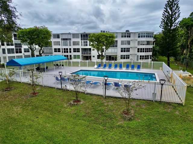 1351 NE 191st Street E217, Miami, FL 33179