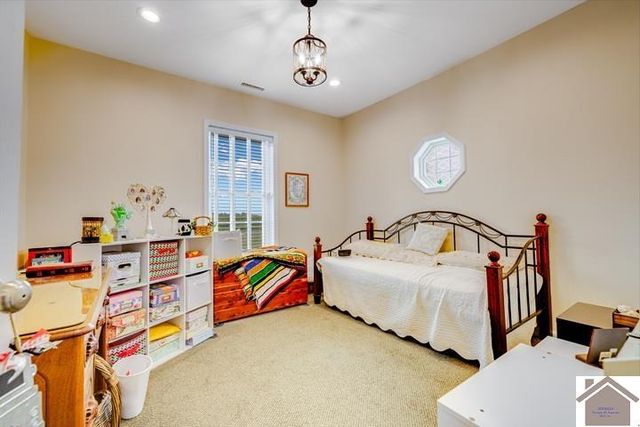 2616 ST RT 440, Mayfield, KY 42066