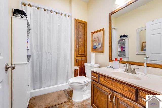 2616 ST RT 440, Mayfield, KY 42066