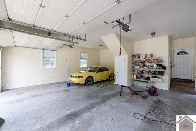 2616 ST RT 440, Mayfield, KY 42066