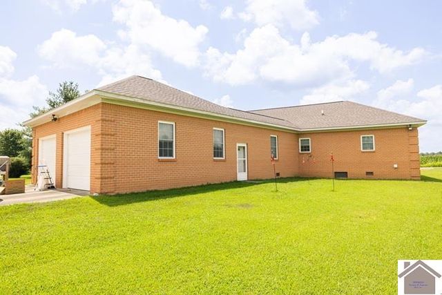 2616 ST RT 440, Mayfield, KY 42066