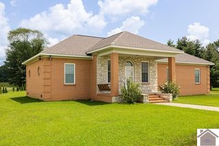 2616 ST RT 440, Mayfield, KY 42066