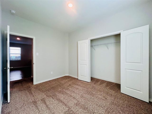 401 Liberty Meadows DR, Liberty Hill, TX 78642