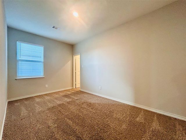 401 Liberty Meadows DR, Liberty Hill, TX 78642