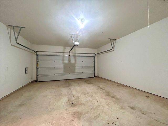 401 Liberty Meadows DR, Liberty Hill, TX 78642