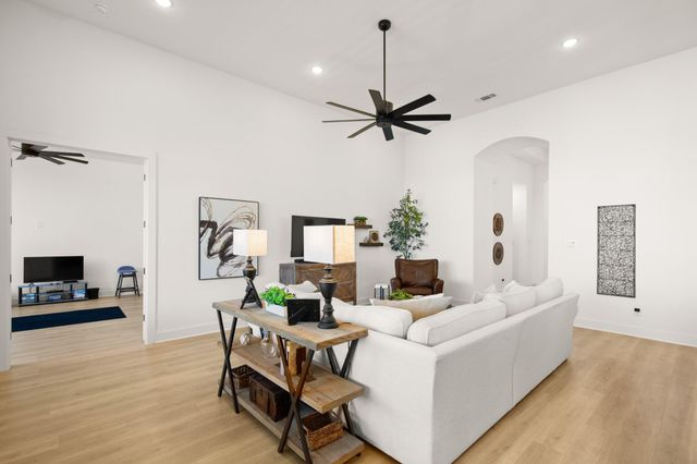 1237 Firebush RD, Leander, TX 78641