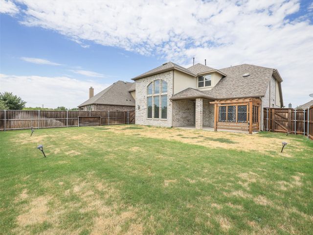 9920 Bitterroot Drive, Little Elm, TX 75068