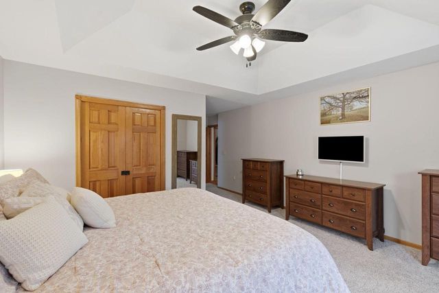 1115 Riverway COURT, Pewaukee, WI 53072