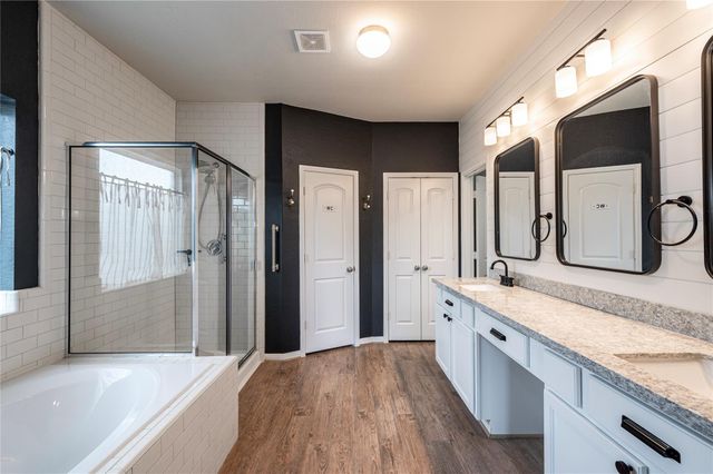 1851 Belle Place, Alvin, TX 77511