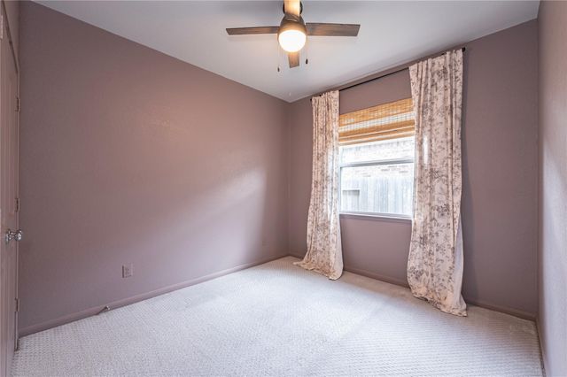 1851 Belle Place, Alvin, TX 77511