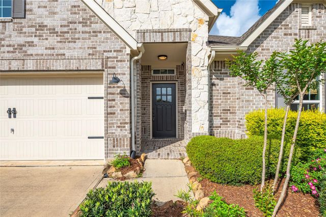 1851 Belle Place, Alvin, TX 77511