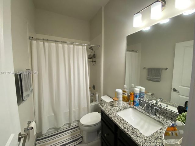 10820 SW 232nd Ter 11820, Homestead, FL 33032