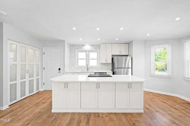 1212 Pender Street, Raleigh, NC 27610