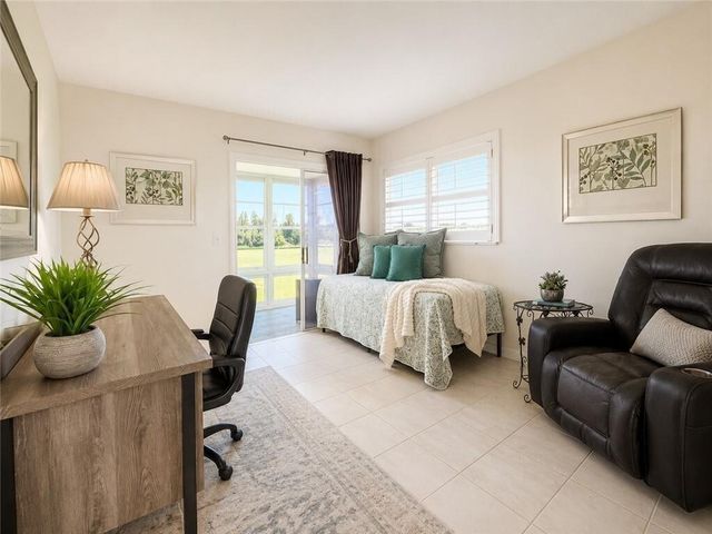 55 WOODLAND Drive 206, Vero Beach, FL 32962
