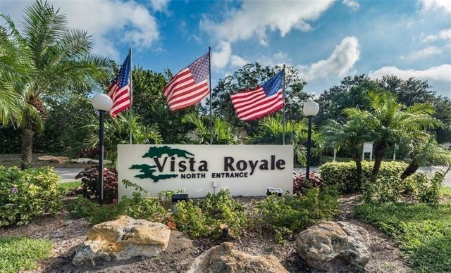 55 WOODLAND Drive 206, Vero Beach, FL 32962