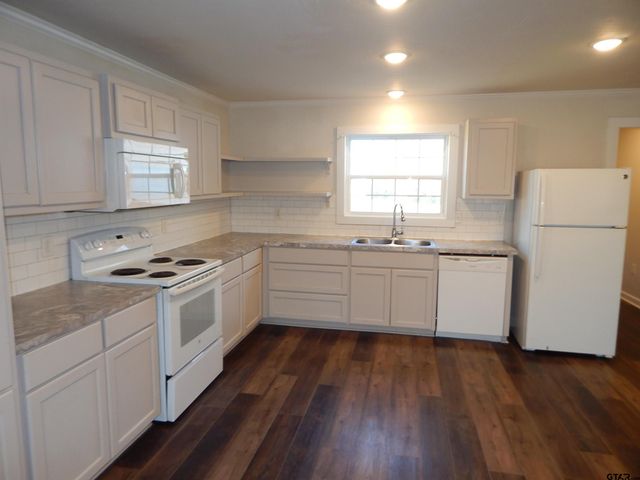 4714 N US HWY 271, Gilmer, TX 75644