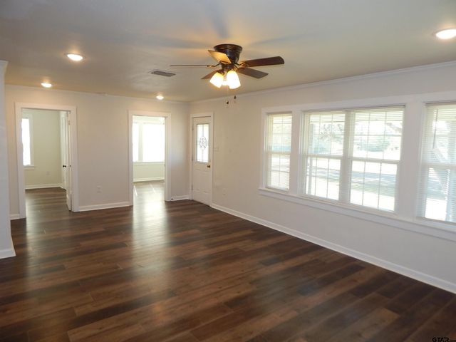 4714 N US HWY 271, Gilmer, TX 75644