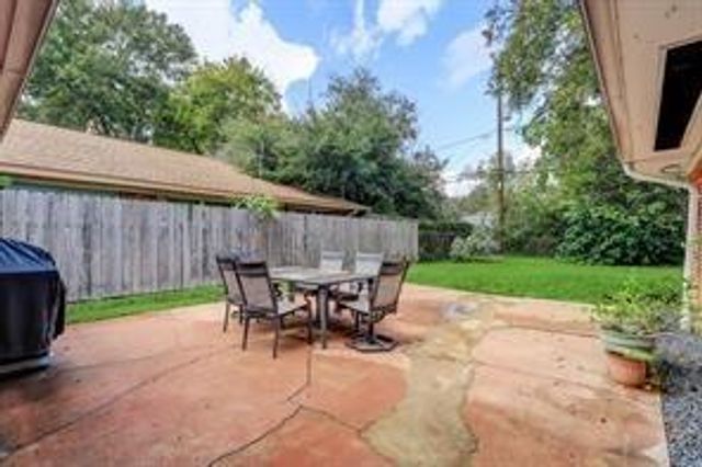 1914 Viking Drive, Houston, TX 77018