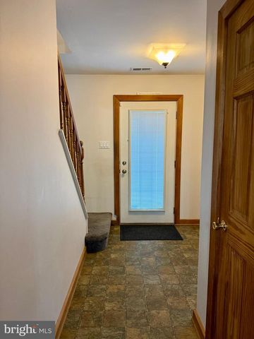 1740 FOREST DR, Williamstown, NJ 08094