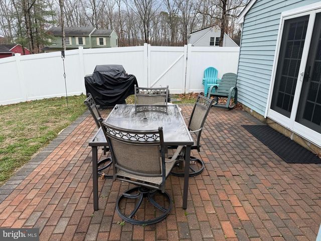 1740 FOREST DR, Williamstown, NJ 08094