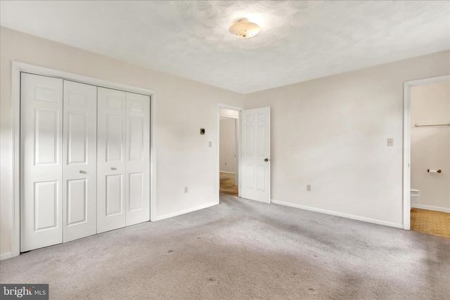 12 APPLE LN, Arendtsville, PA 17303