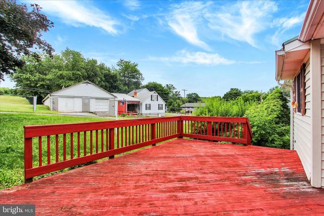 12 APPLE LN, Arendtsville, PA 17303