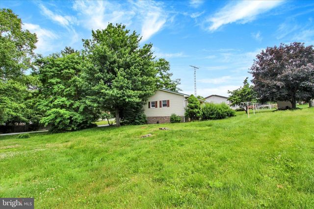 12 APPLE LN, Arendtsville, PA 17303