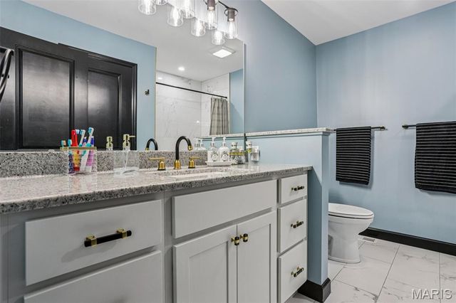 147 Papillon Drive, Swansea, IL 62226