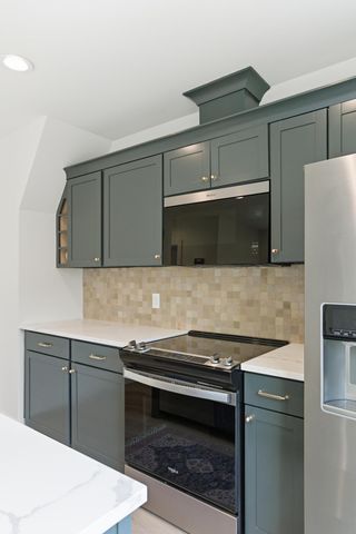4 President Place, Charleston, SC 29403