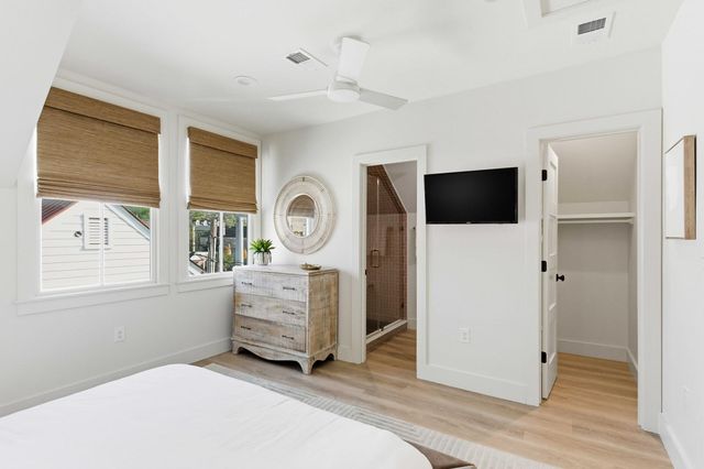 4 President Place, Charleston, SC 29403