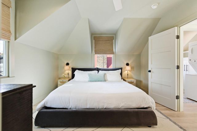 4 President Place, Charleston, SC 29403
