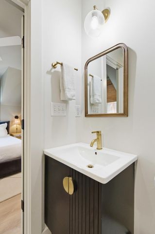 4 President Place, Charleston, SC 29403
