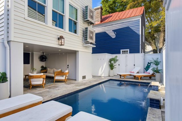 4 President Place, Charleston, SC 29403