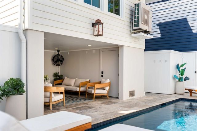 4 President Place, Charleston, SC 29403