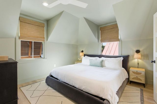 4 President Place, Charleston, SC 29403