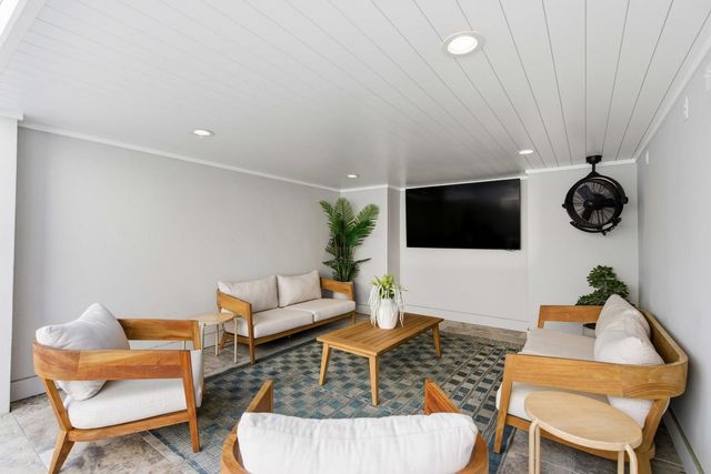 4 President Place, Charleston, SC 29403