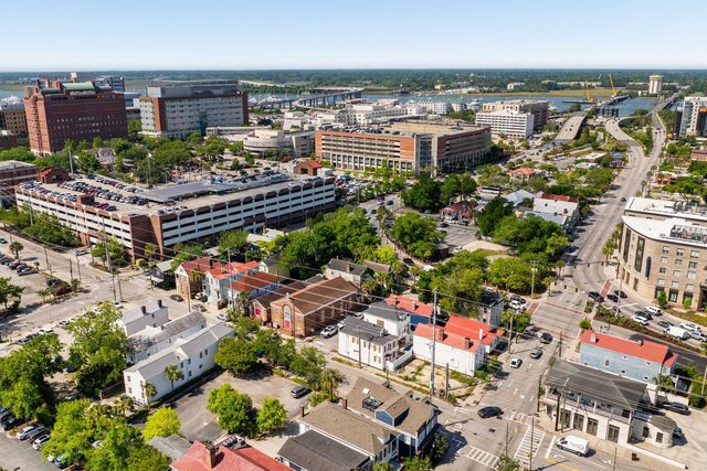 4 President Place, Charleston, SC 29403