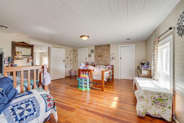 3765 South Mohawk Road, Midway, TN 37809