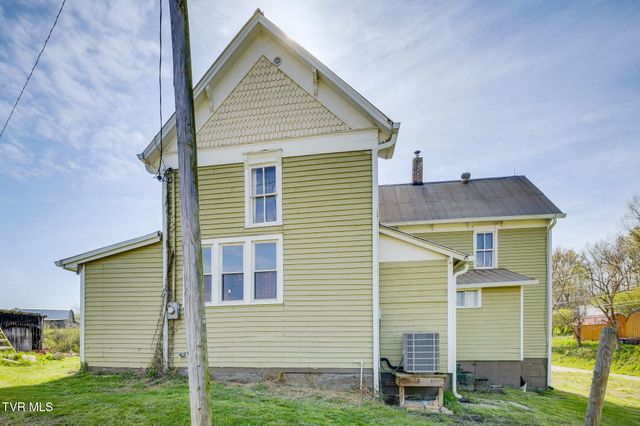 3765 South Mohawk Road, Midway, TN 37809