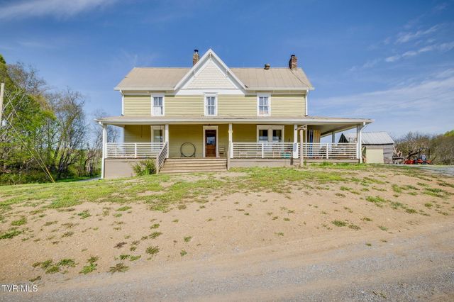 3765 South Mohawk Road, Midway, TN 37809