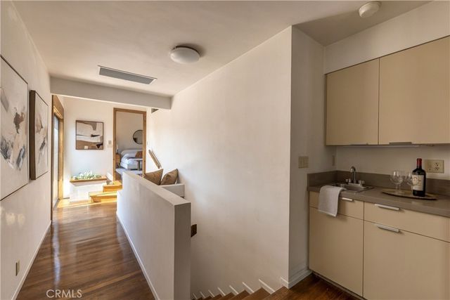3585 Military, Los Angeles, CA 90034
